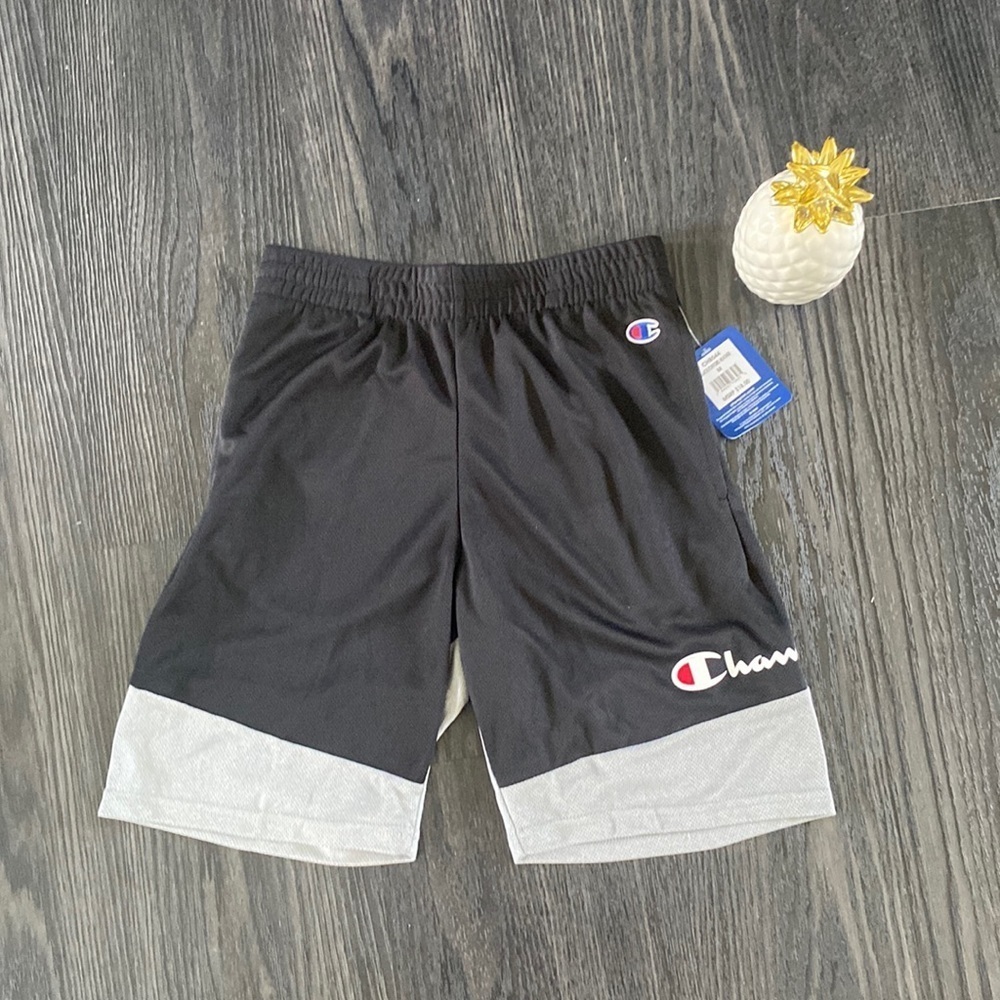 🍍CHAMPION 🍍size med🍍D-2
